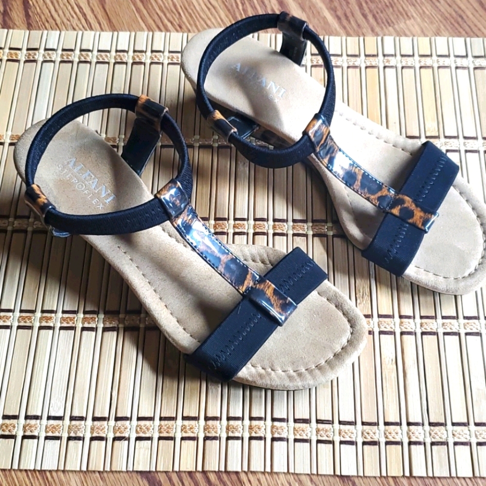 Alfani womens voyage open toe sandals